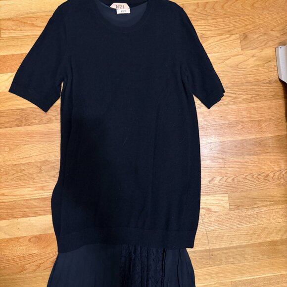 No 21 Numero Ventuno Black Knit 2 in 1 Sweater Dress w Pleat Trim - Picture 9 of 13
